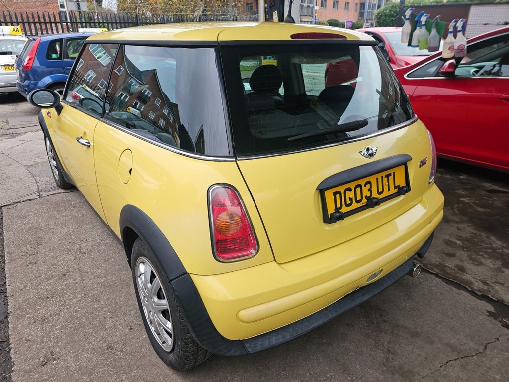 Used MINI Hatch 2003 for sale - 76486975: Photo 1