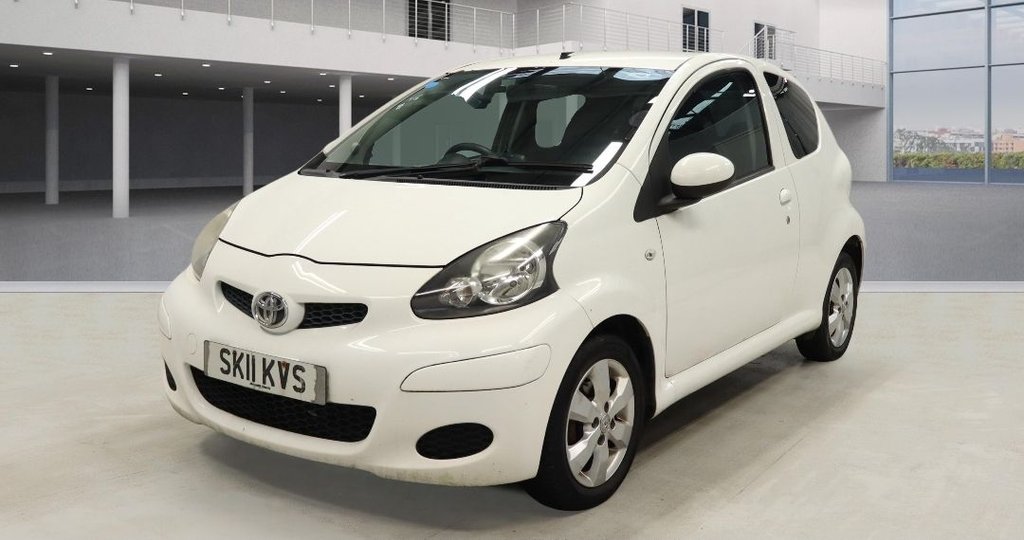 Used Toyota AYGO 2011 for sale - 77884995: Photo 4