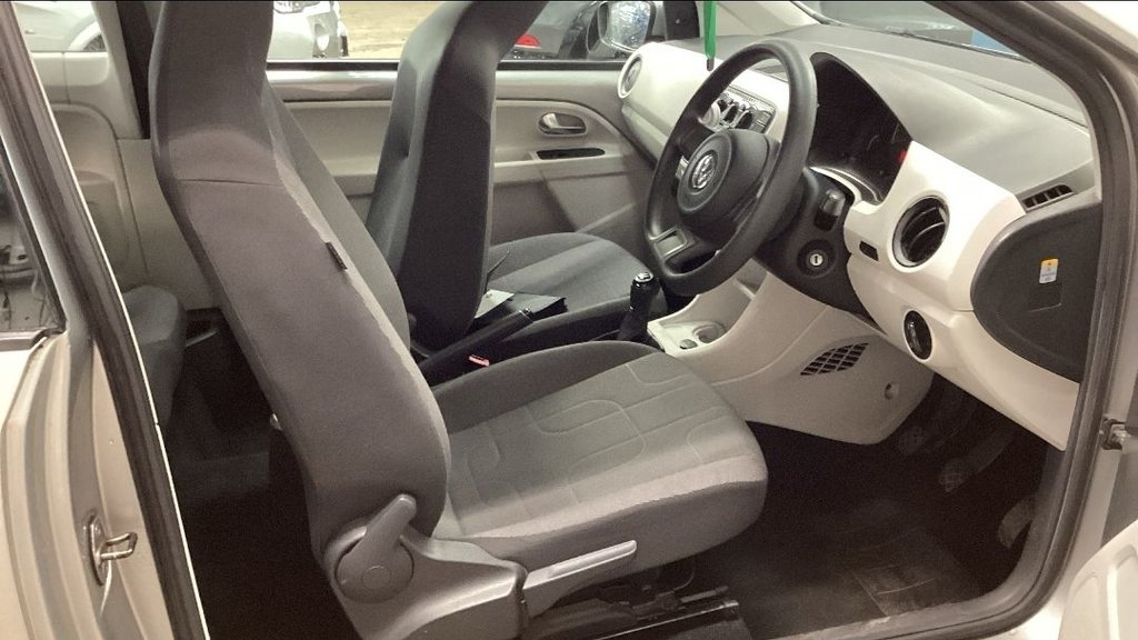 Used Volkswagen up! 2013 for sale - 78149259: Photo 10