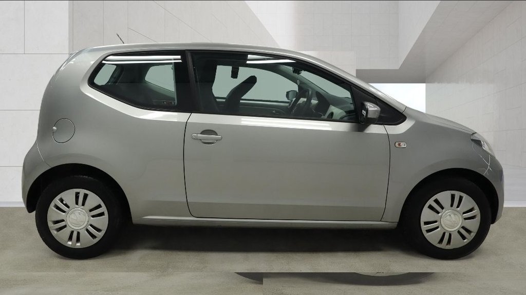 Used Volkswagen up! 2013 for sale - 78149259: Photo 2