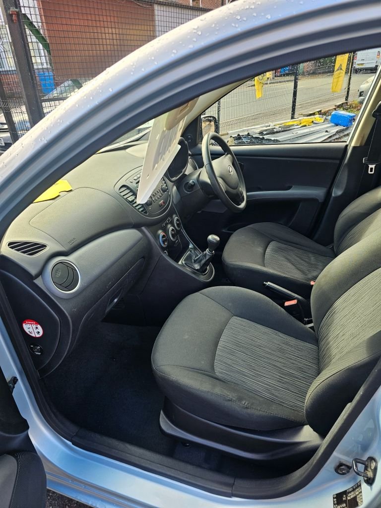 Used Hyundai i10 2011 for sale - 76280292: Photo 14