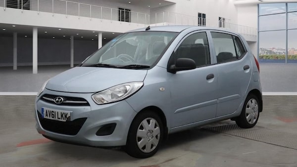 Used Hyundai i10 2011 for sale - 76280292: Photo 4