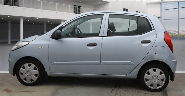 Used Hyundai i10 2011 for sale - 76280292: Photo 5