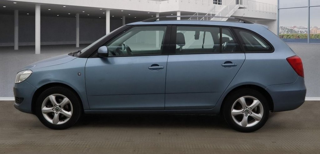 Used Skoda Fabia 2010 for sale - 77983028: Photo 3