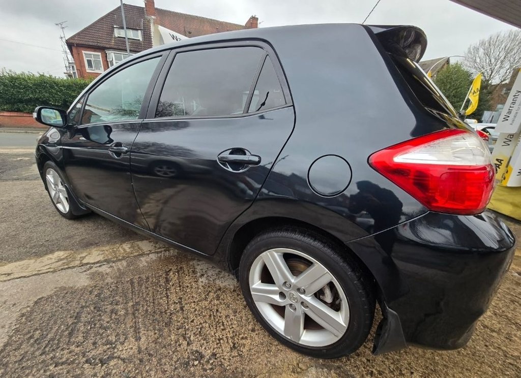 Used Toyota Auris 2011 for sale - 77614105: Photo 11