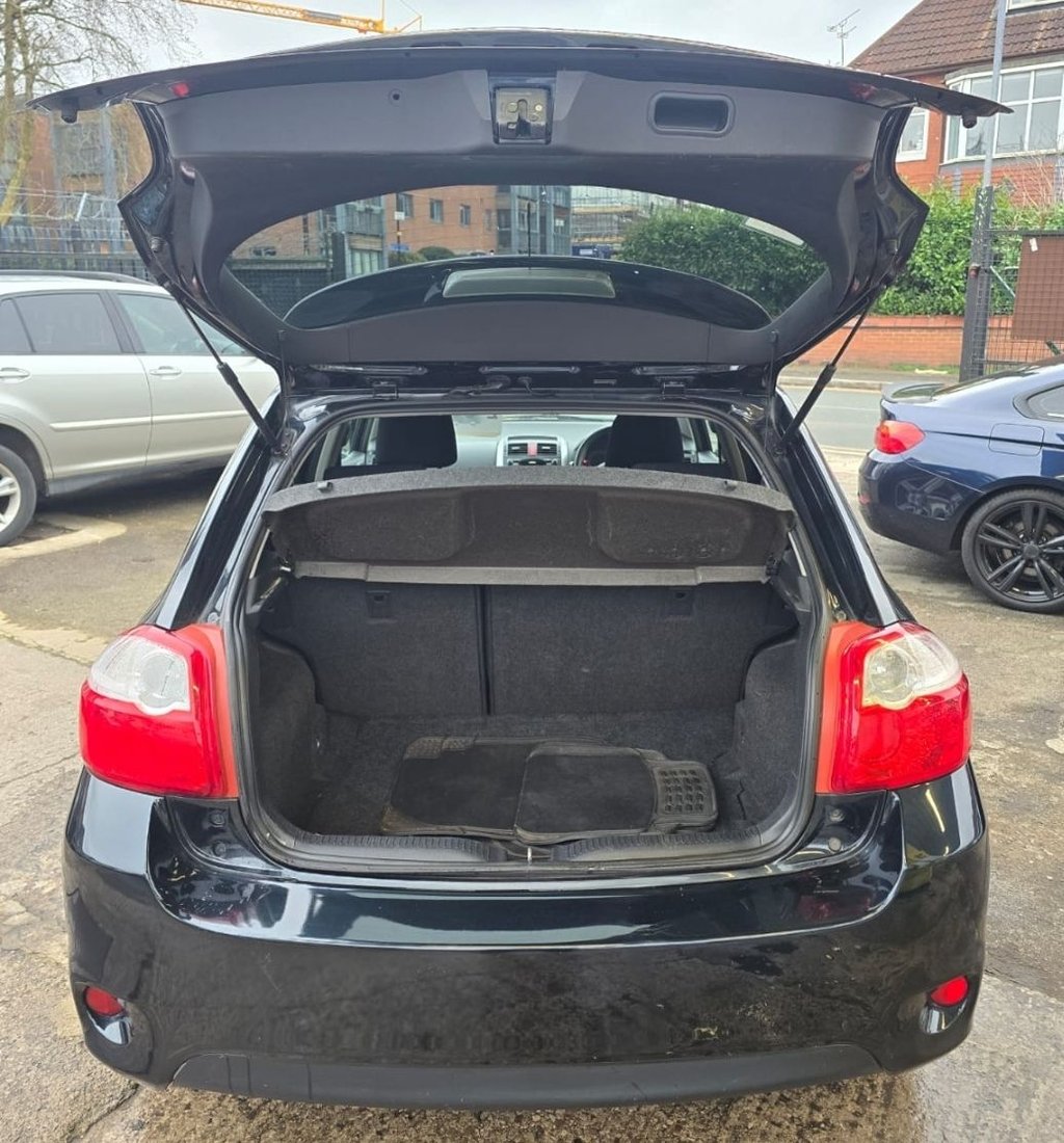 Used Toyota Auris 2011 for sale - 77614105: Photo 22