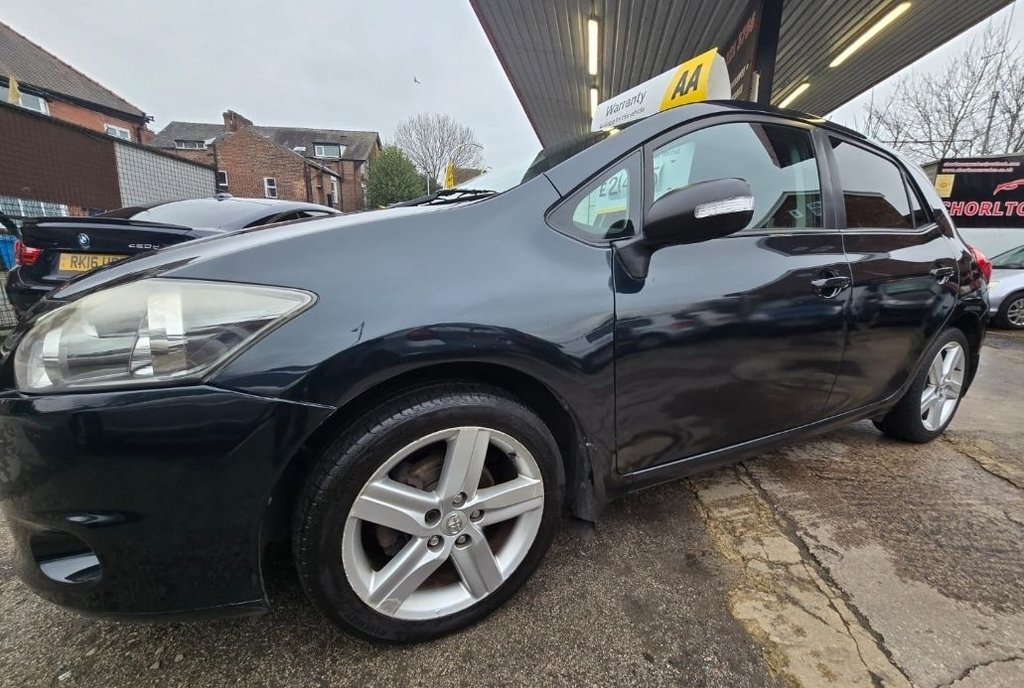 Used Toyota Auris 2011 for sale - 77614105: Photo 5