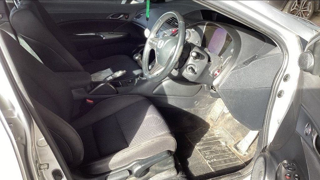 Used Honda Civic 2011 for sale - 77631759: Photo 10