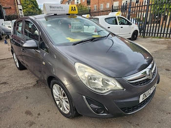 Vauxhall - Corsa
