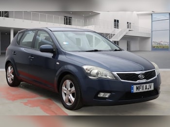 Used Kia Ceed 2011 for sale - 77631789: Photo