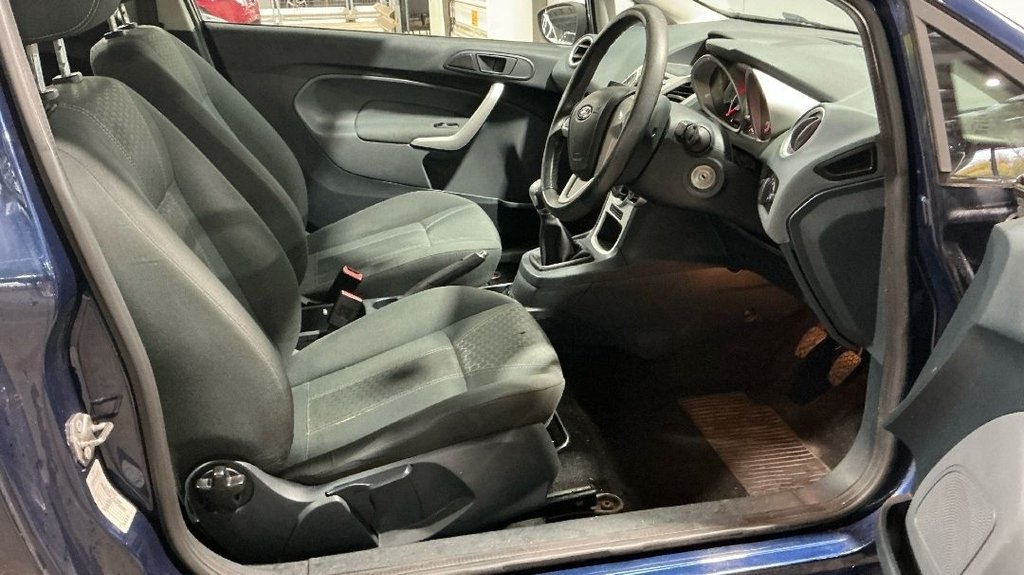 Used Ford Fiesta 2011 for sale - 76439155: Photo 11