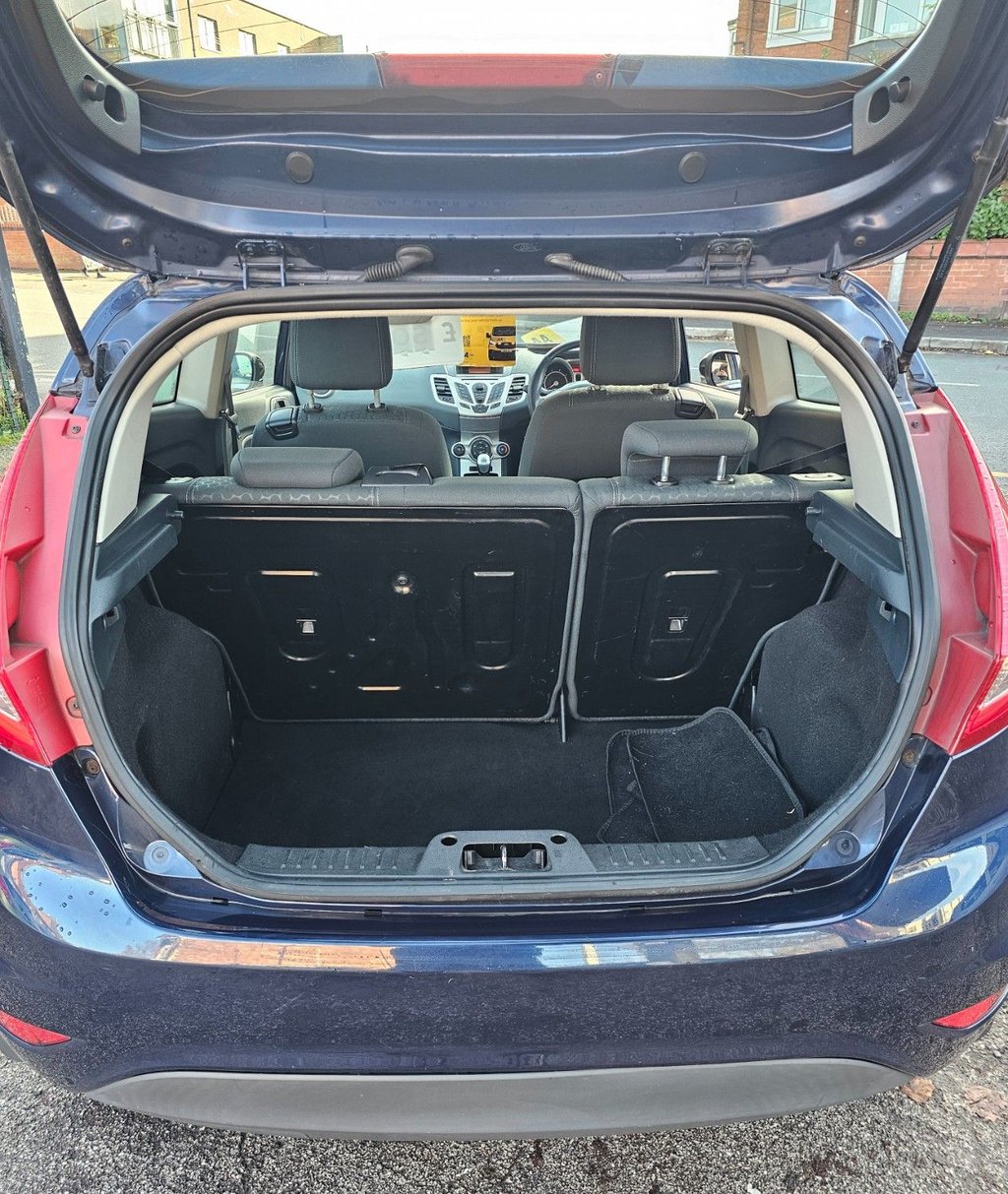 Used Ford Fiesta 2011 for sale - 76439155: Photo 24