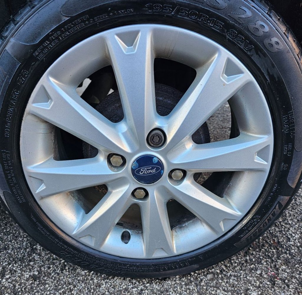 Used Ford Fiesta 2011 for sale - 76439155: Photo 25