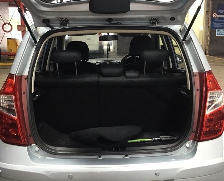 Used Hyundai i10 2012 for sale - 76514558: Photo 16