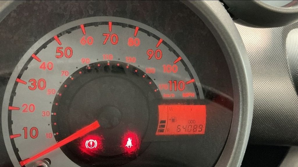 Used Toyota AYGO 2010 for sale - 77884997: Photo 11