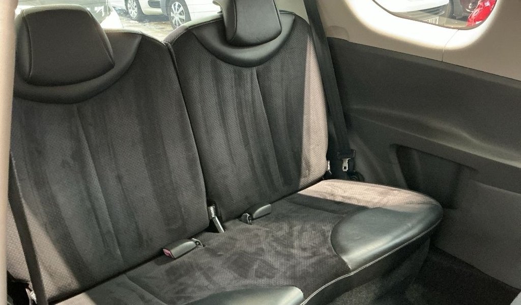 Used Toyota AYGO 2010 for sale - 77884997: Photo 14