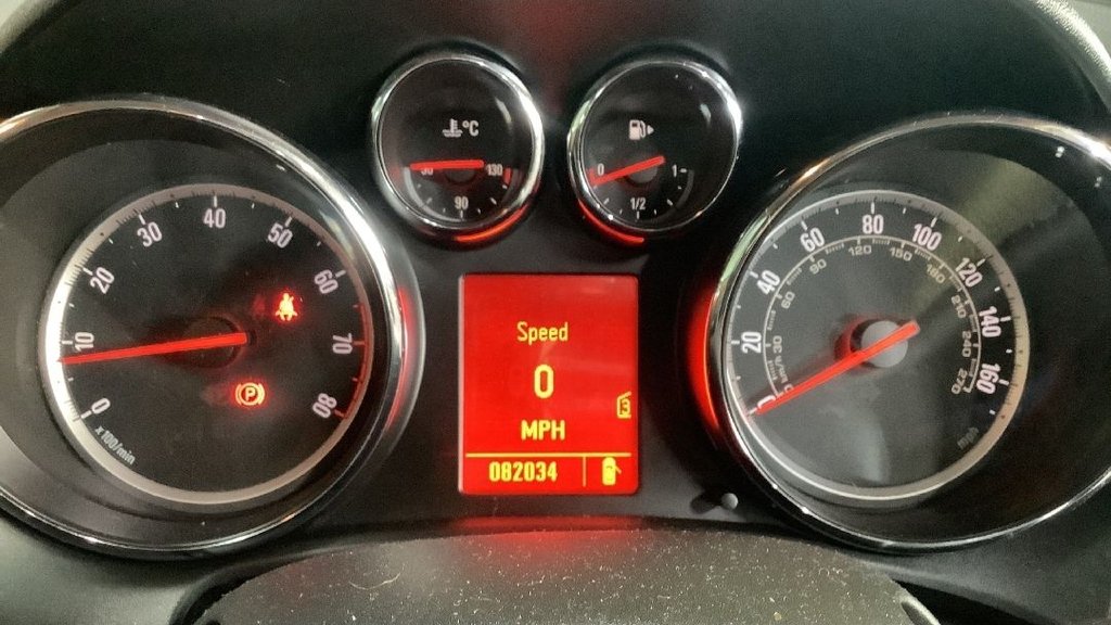 Used Vauxhall Astra 2011 for sale - 77075462: Photo 11