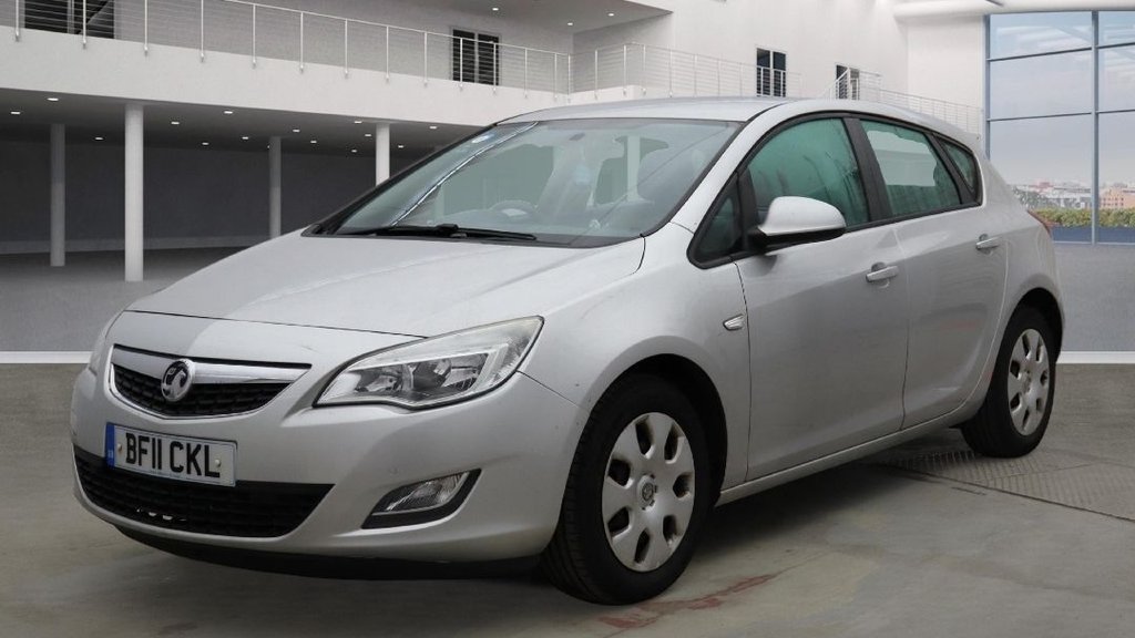 Used Vauxhall Astra 2011 for sale - 77075462: Photo 4