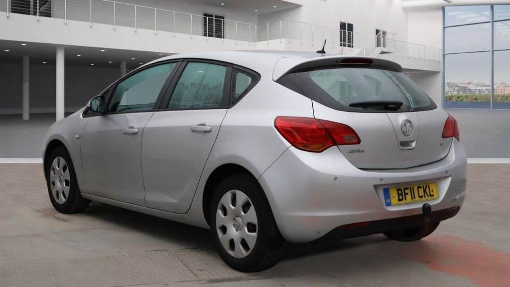 Used Vauxhall Astra 2011 for sale - 77075462: Photo 7