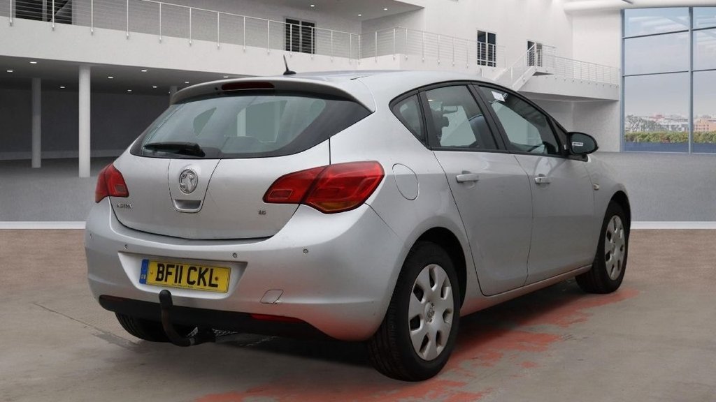 Used Vauxhall Astra 2011 for sale - 77075462: Photo 8
