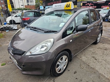 Used Honda Jazz 2013 for sale - 76280317: Photo