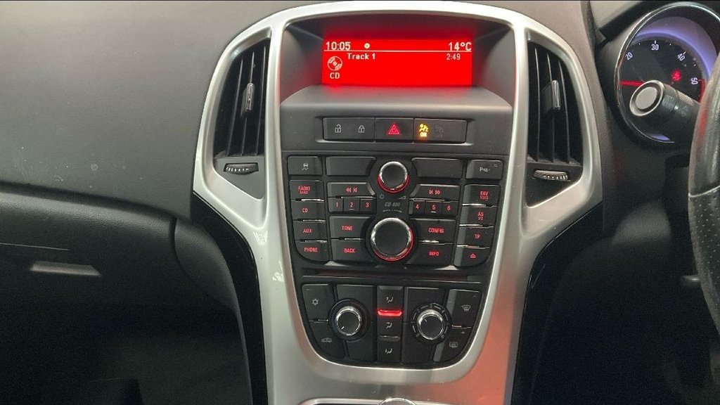 Used Vauxhall Astra 2012 for sale - 76139859: Photo 12