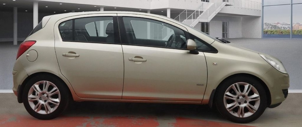 Used Vauxhall Corsa 2009 for sale - 76574778: Photo 2