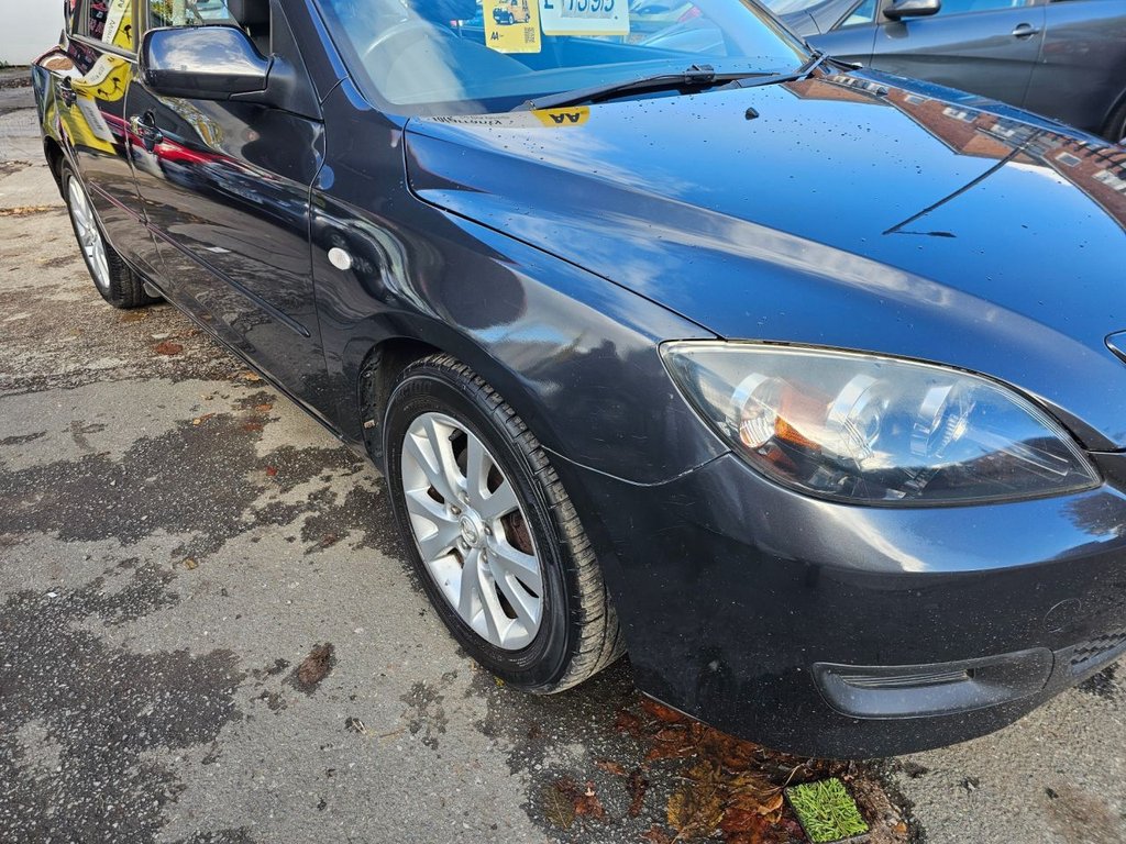 Used Mazda Mazda3 2006 for sale - 76350624: Photo 2