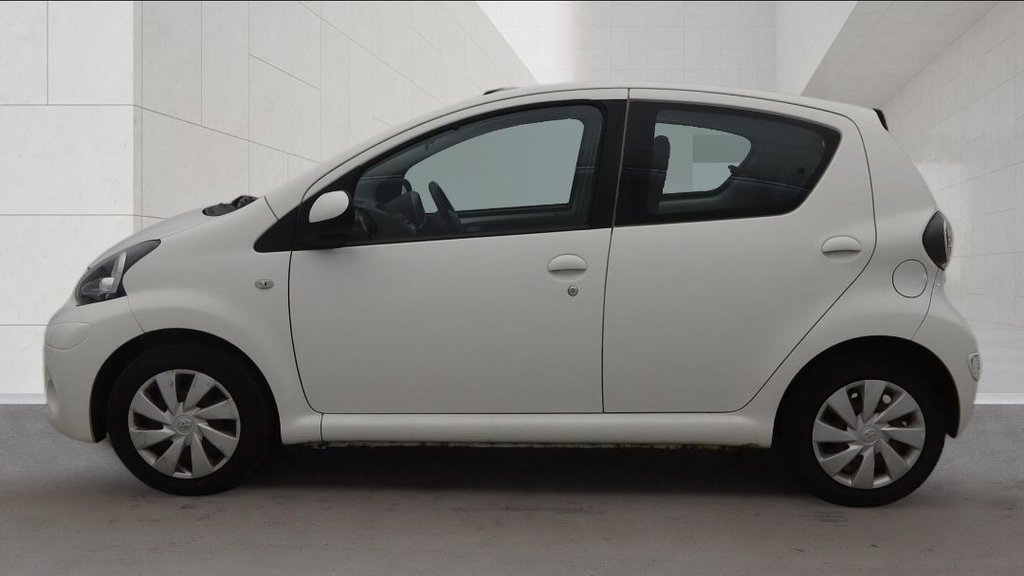 Used Toyota AYGO 2013 for sale - 78158466: Photo 5