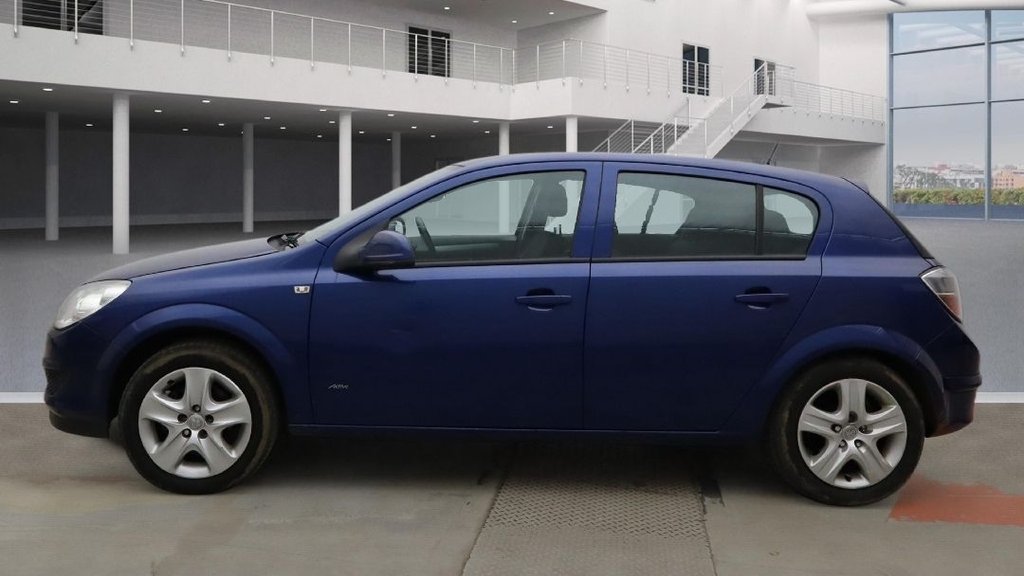 Used Vauxhall Astra 2009 for sale - 77067592: Photo 5