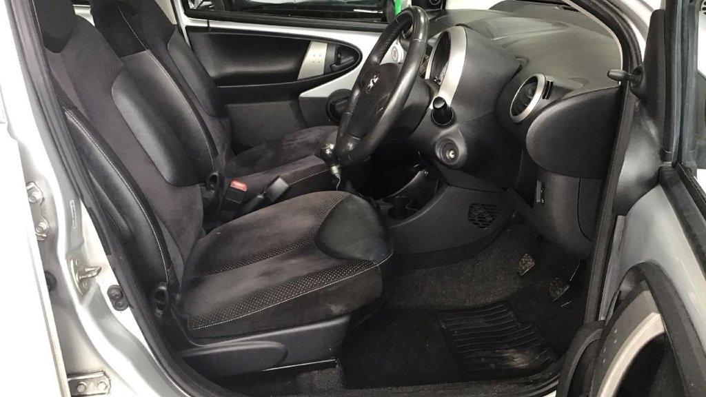 Used Toyota AYGO 2012 for sale - 76574781: Photo 10