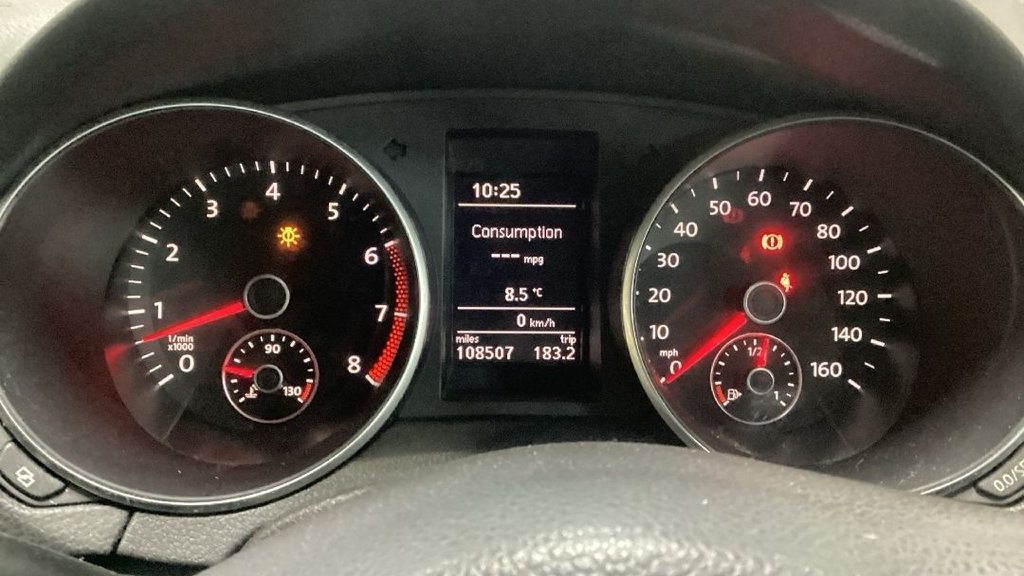 Used Volkswagen Golf 2010 for sale - 76966261: Photo 11