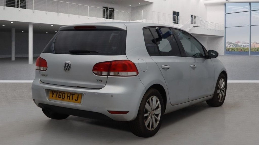Used Volkswagen Golf 2010 for sale - 76966261: Photo 8