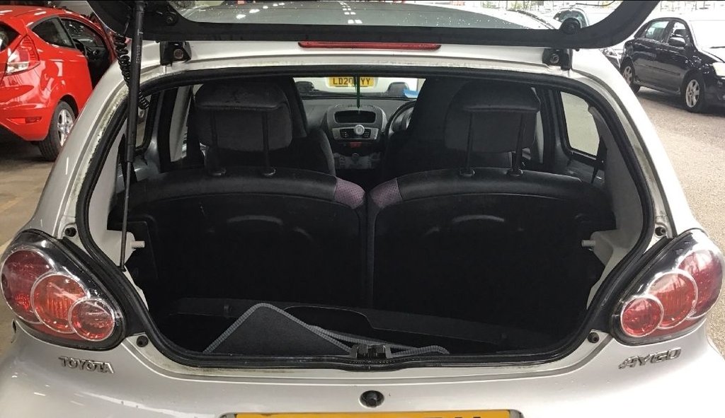 Used Toyota AYGO 2012 for sale - 76867316: Photo 15