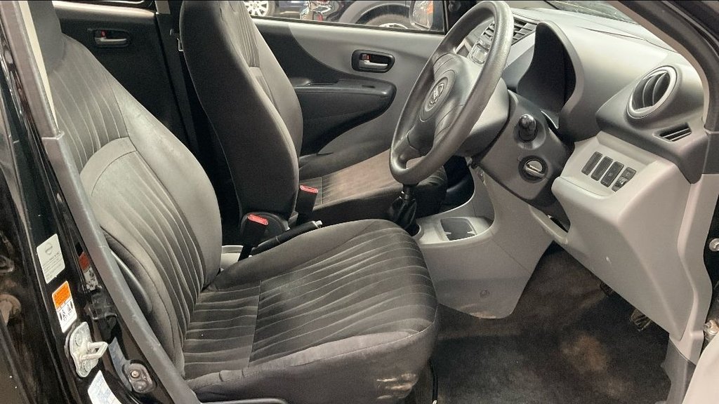 Used Nissan Pixo 2010 for sale - 77660160: Photo 10