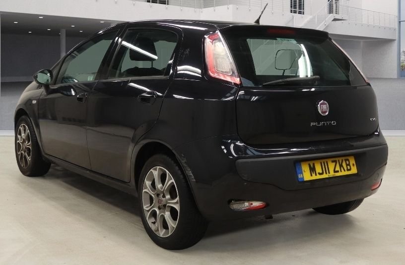 Used Fiat Punto Evo 2011 for sale - 77660230: Photo 7