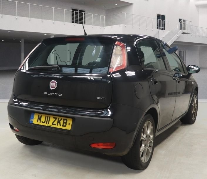 Used Fiat Punto Evo 2011 for sale - 77660230: Photo 8