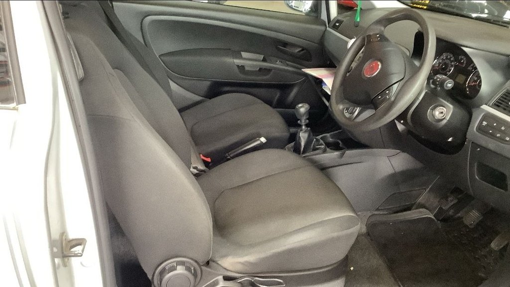 Used Fiat Punto 2012 for sale - 77978956: Photo 10