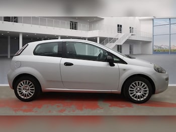 Used Fiat Punto 2012 for sale - 77978956: Photo