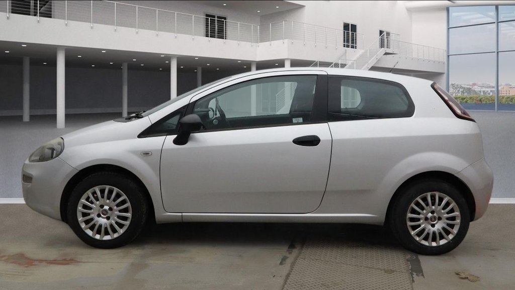 Used Fiat Punto 2012 for sale - 77978956: Photo 5
