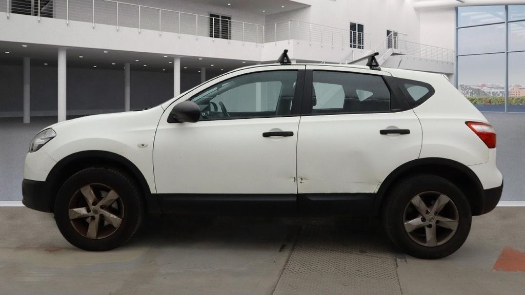 Used Nissan Qashqai 2012 for sale - 77065307: Photo 5