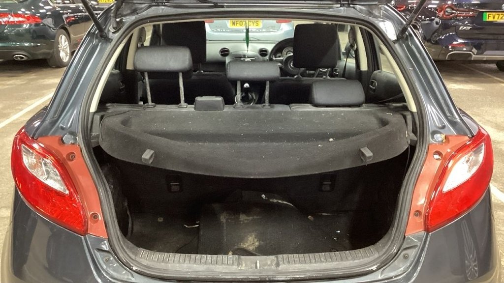 Used Mazda Mazda2 2009 for sale - 77075464: Photo 16