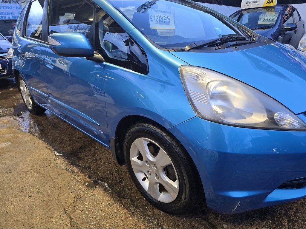 Used Honda Jazz 2009 for sale - 77121936: Photo 2