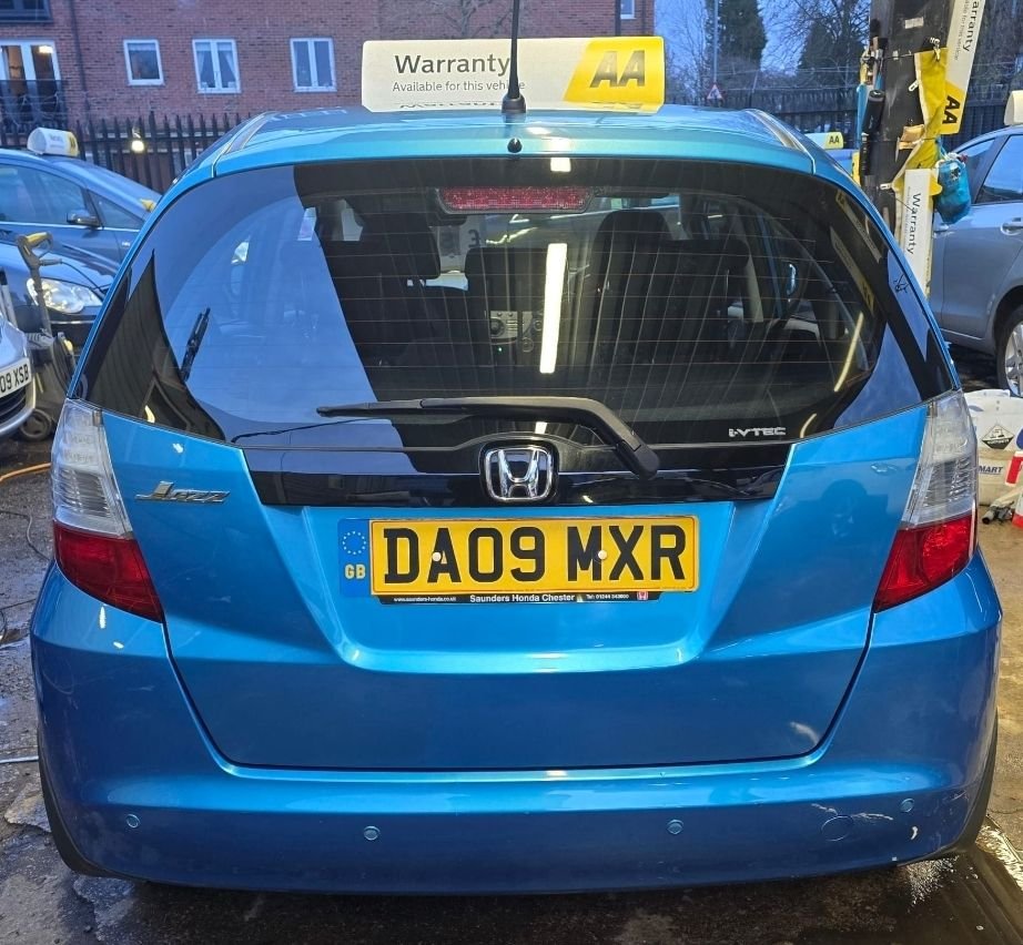 Used Honda Jazz 2009 for sale - 77121936: Photo 9