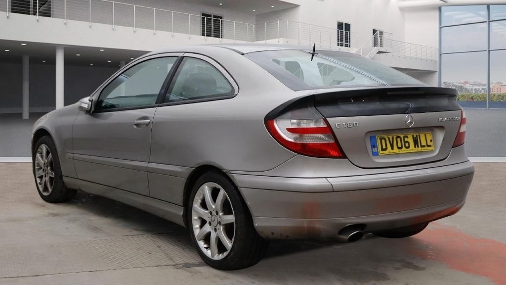 Used Mercedes-Benz C Class 2006 for sale - 77065336: Photo 7