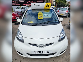 Used Toyota AYGO 2011 for sale - 75432824: Photo