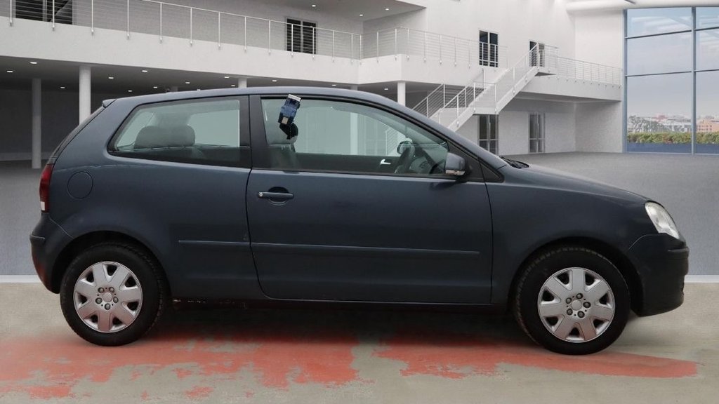 Used Volkswagen Polo 2007 for sale - 77121935: Photo 2