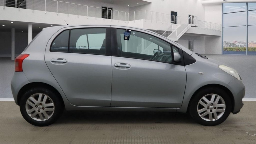 Used Toyota Yaris 2007 for sale - 77121923: Photo 2