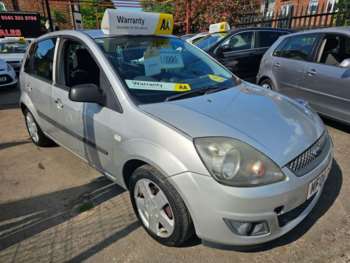 2006 (06) - 1.25 Zetec Climate Hatchback 5dr Petrol Manual (142 g/km, 74 bhp)