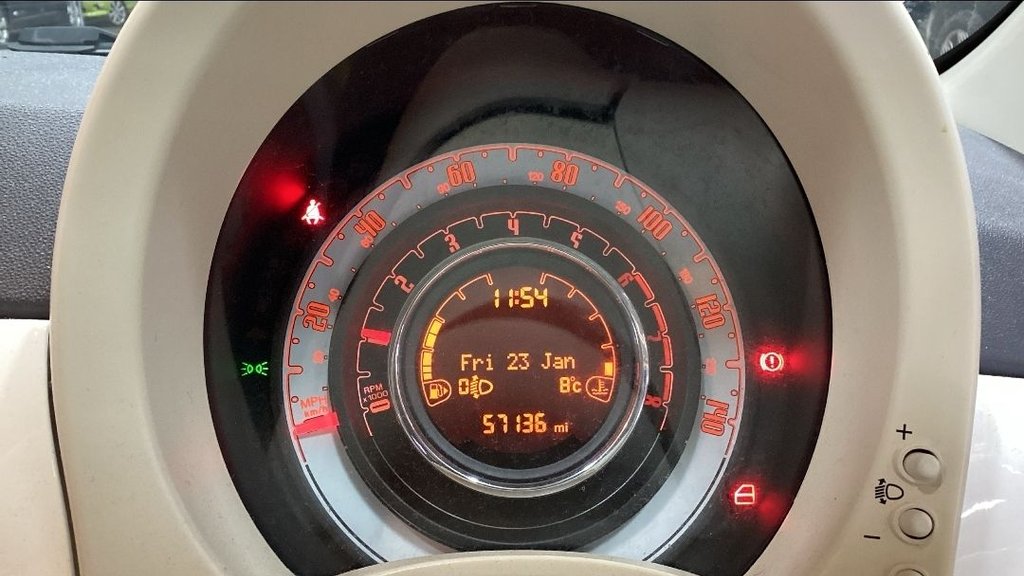 Used Fiat 500 2015 for sale - 77480150: Photo 5